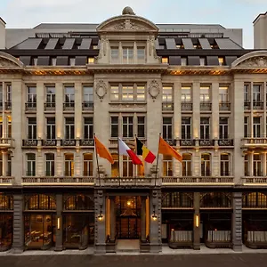 https://corinthia-grand-astoria.hotelsghent.com