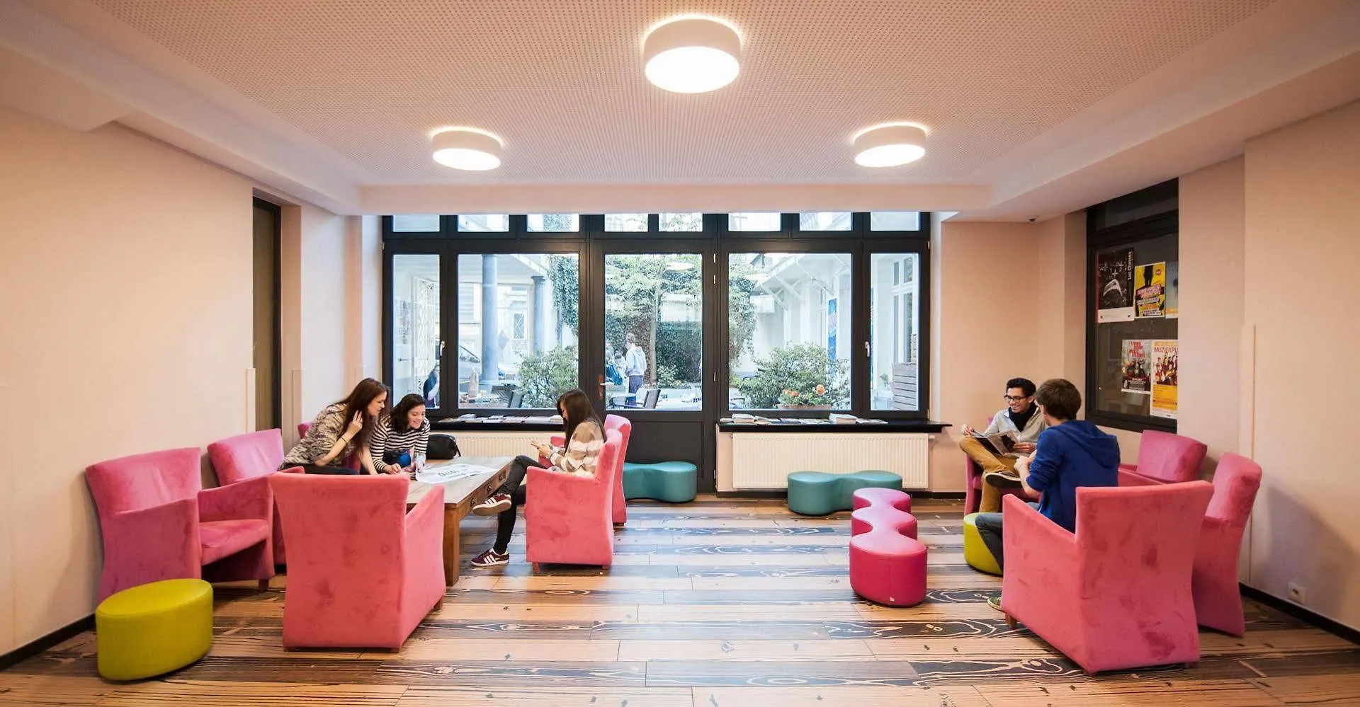 Hi Jacques Brel Hostel Belgium