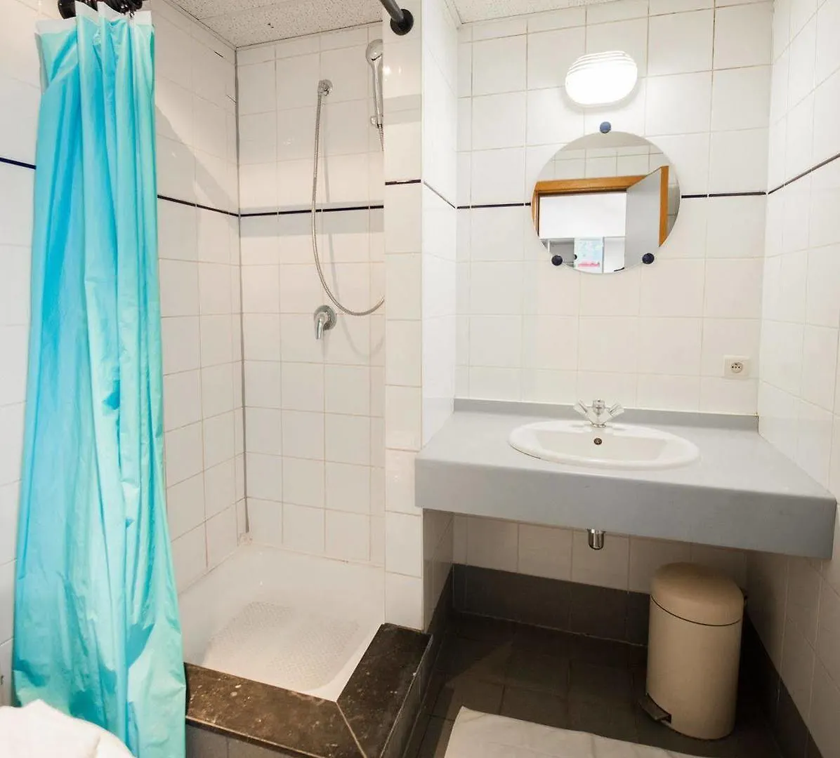 Hi Jacques Brel Hostel  Brussels